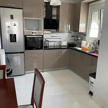 2-bedroom Luxury Family Villa *