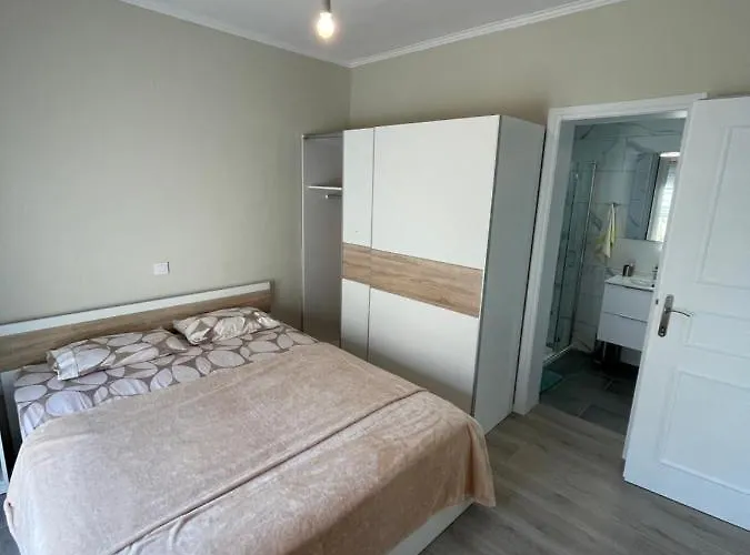 2-bedroom Luxury Family 别墅 弗洛伊塔
